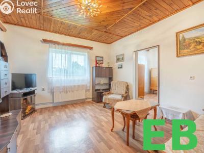 Продажа семейного дома Šestajovice, Tyršova 287 č. 17