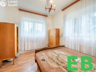 Продажа семейного дома Šestajovice, Tyršova 287 č. 21