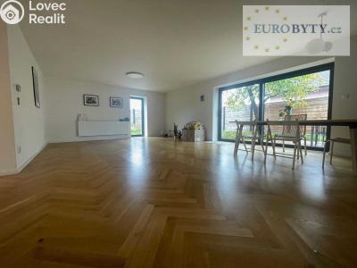 Продажа семейного дома Klecany, U lékárny č. 22