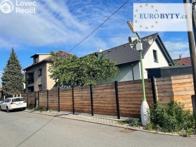 Продажа семейного дома Klecany, U lékárny č. 1