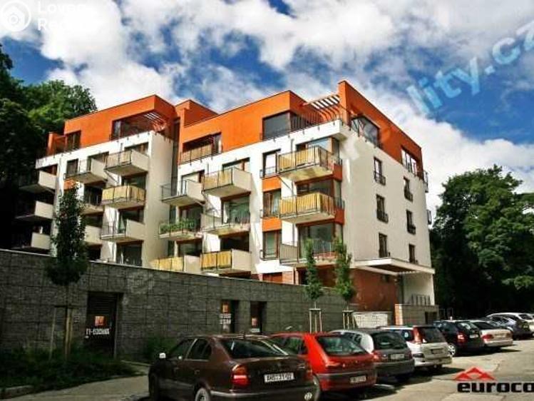 Pronájem garážového stání Praha, Pod Kavalírkou 1300 č. 5