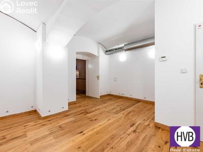 Prodej bytu 3+KK Praha, Dobrovského č. 8