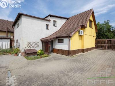 Prodej komerční nemovitosti Praha, Starokolínská č. 18