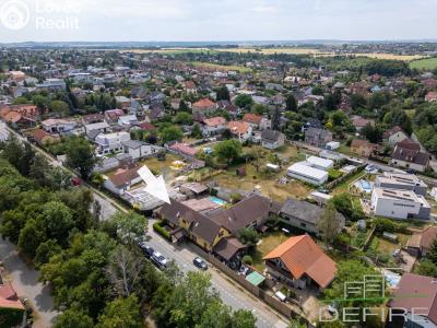 Prodej komerční nemovitosti Praha, Starokolínská č. 1