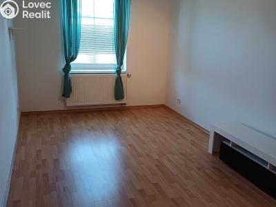 Prodej bytu 2+KK Milovice, Kaštanová č. 5