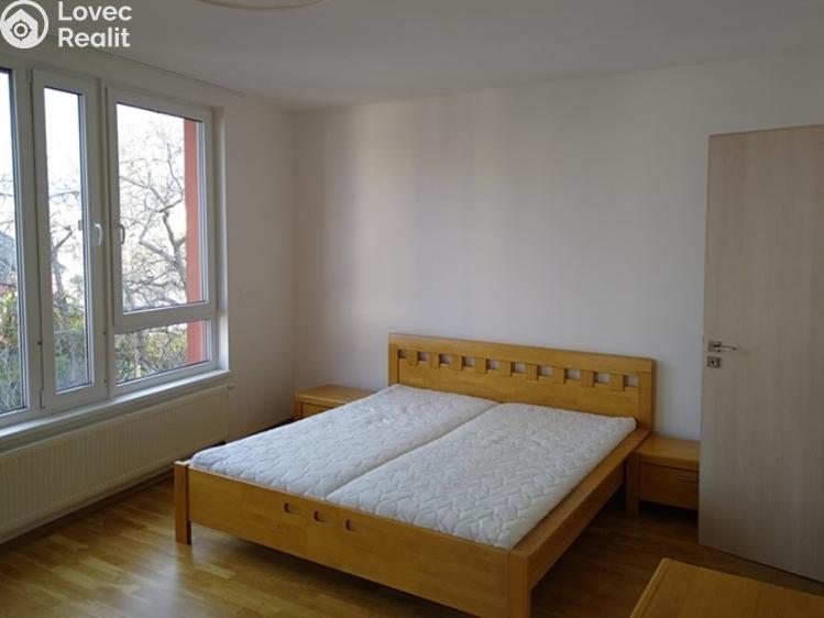 Аренда квартиры 2+KK Praha, Květnového vítězství 1738/14 č. 1