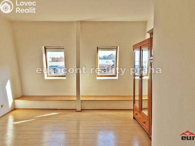 Rent apartment 2+KK Praha, Cetyňská č. 6
