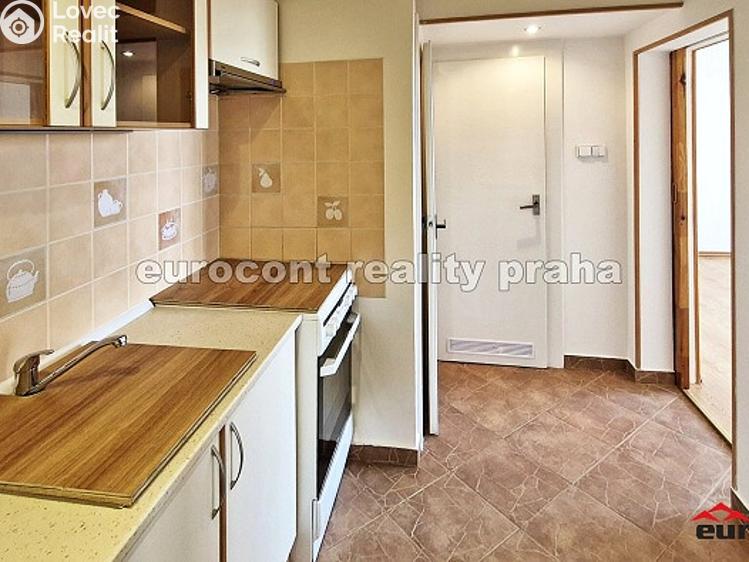 Pronájem bytu 2+1 Praha, Novgorodská 936/10 č. 7