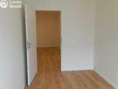 Продаж квартири 3+KK Praha, Letovská č. 11