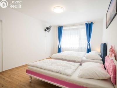 Продаж квартири 3+1 Praha, Mirotická 952 č. 25