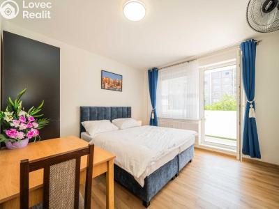 Продаж квартири 3+1 Praha, Mirotická 952 č. 11