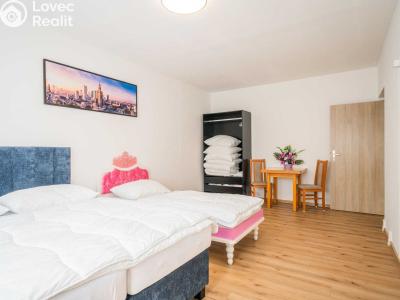 Продаж квартири 3+1 Praha, Mirotická 952 č. 24