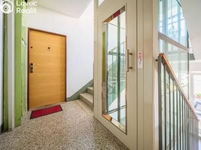 Продаж квартири 3+1 Praha, Mirotická 952 č. 27