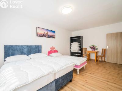 Продаж квартири 3+1 Praha, Mirotická 952 č. 23