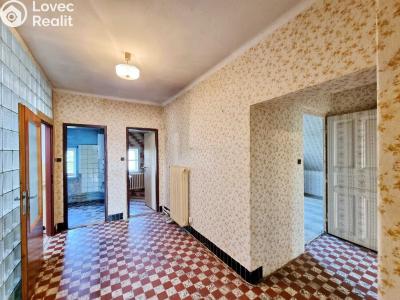 Продаж сімейного будинку Praha, U koupadel 33 č. 25