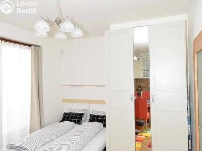 Sale apartment 1+KK Praha, Mozartova č. 10