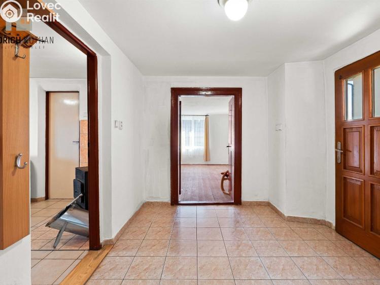 Prodej rodinného domu Střezimíř č. 8