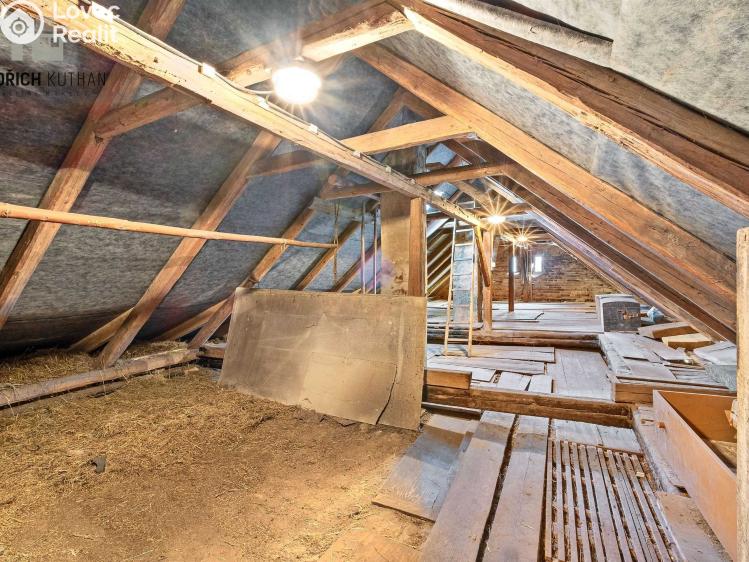 Prodej rodinného domu Střezimíř č. 18