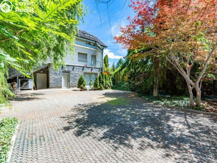 Prodej činžovního domu Neratovice, Vojtěšská č. 17