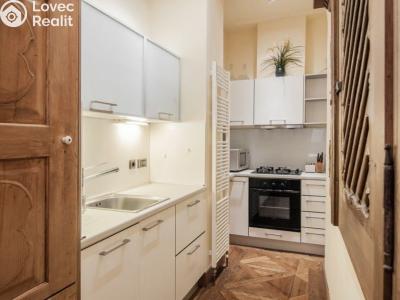Sale apartment 2+1 Praha, Karlova č. 9