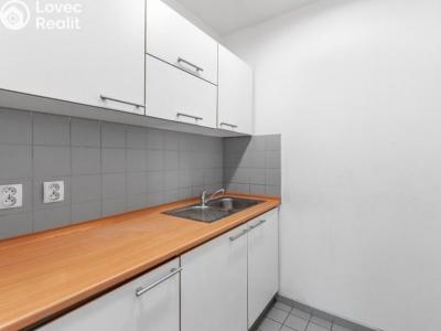 Rent office space Praha, Na strži č. 5
