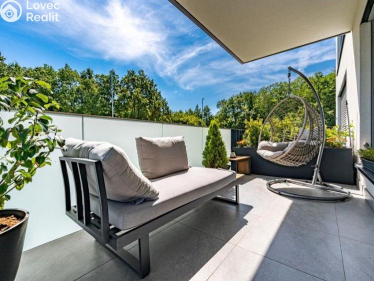 Prodej bytu 4+KK Praha, Na pomezí č. 3