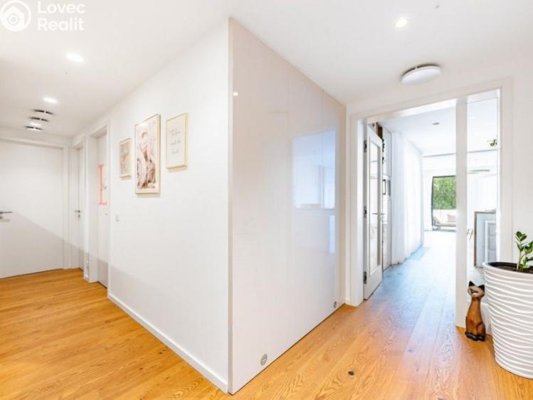 Prodej bytu 4+KK Praha, Na pomezí č. 10