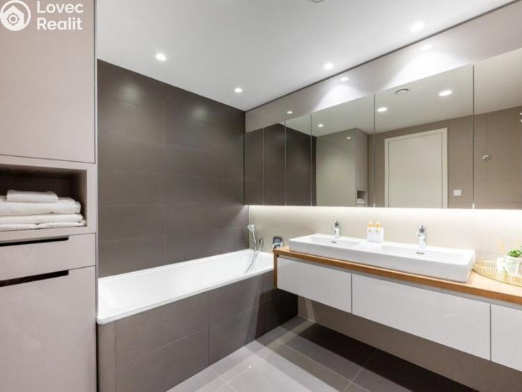 Prodej bytu 4+KK Praha, Na pomezí č. 18