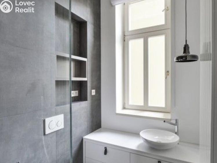 Pronájem bytu 3+KK Praha, Laubova č. 4