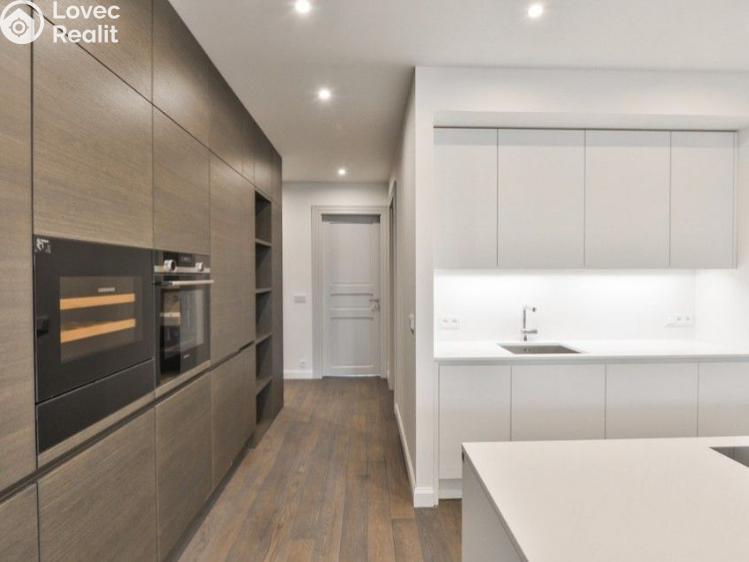 Pronájem bytu 3+KK Praha, Laubova č. 13