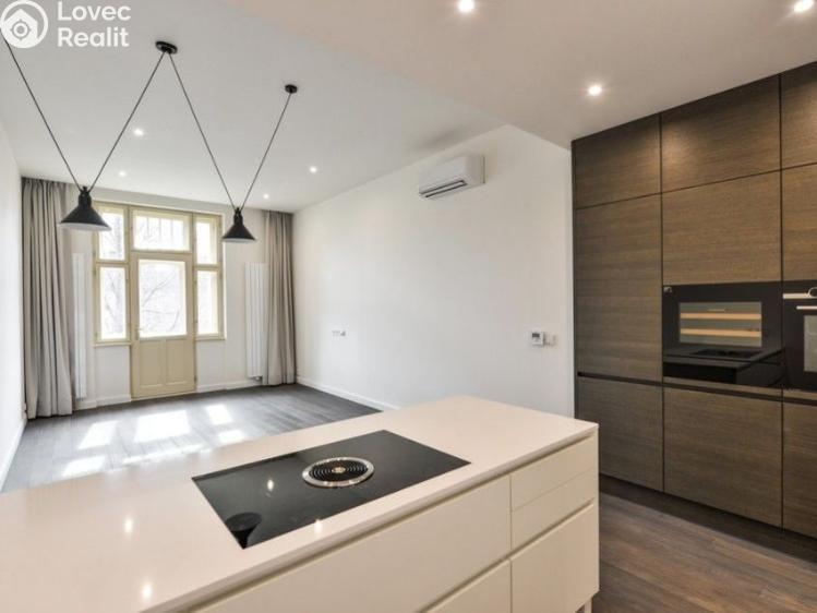 Pronájem bytu 3+KK Praha, Laubova č. 17