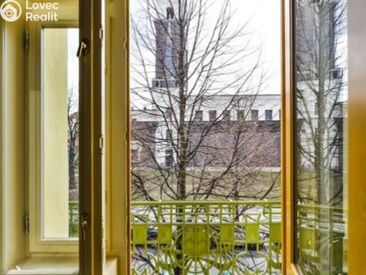 Pronájem bytu 3+KK Praha, Laubova č. 19