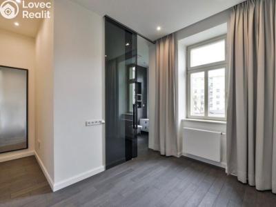 Pronájem bytu 3+KK Praha, Laubova č. 5