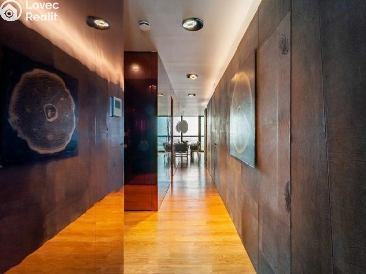 Продаж квартири 4+KK Praha, Milevská č. 10