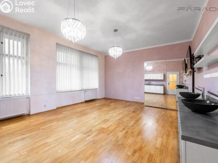 Prodej bytu 3+KK Praha, Růžová č. 8