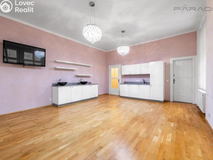 Продаж квартири 3+KK Praha, Růžová č. 7