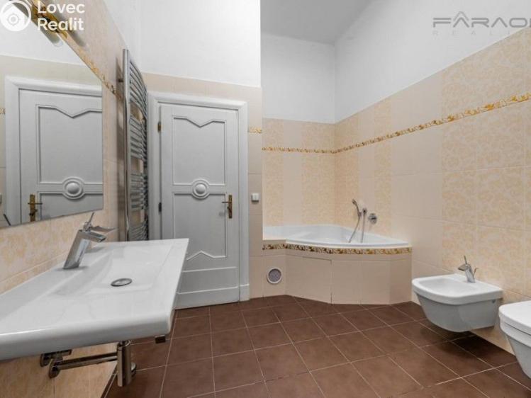 Продаж квартири 3+KK Praha, Růžová č. 10