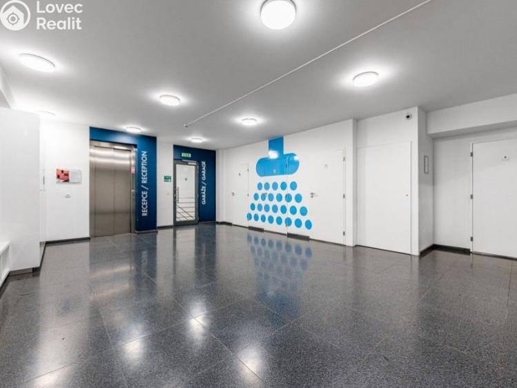 Оренда офісного приміщення Praha, Bucharova č. 5