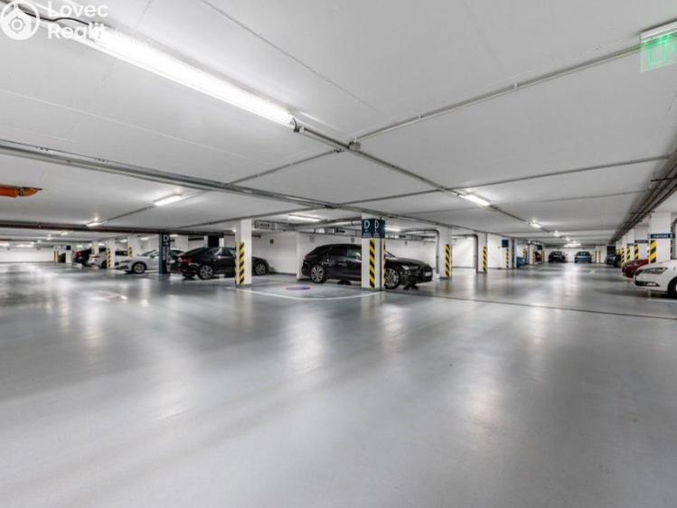 Оренда офісного приміщення Praha, Bucharova č. 6