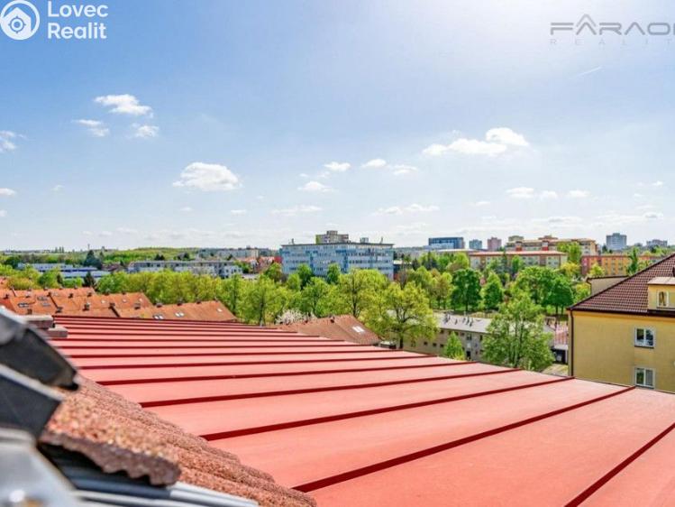 Prodej bytu 3+1 Praha, U kombinátu č. 12
