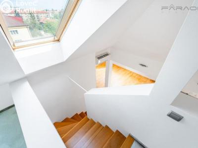 Prodej bytu 3+1 Praha, U kombinátu č. 1