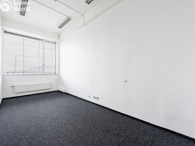Rent office space Praha, Průmyslová č. 3