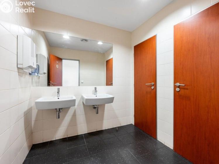 Rent office space Praha, Průmyslová č. 5