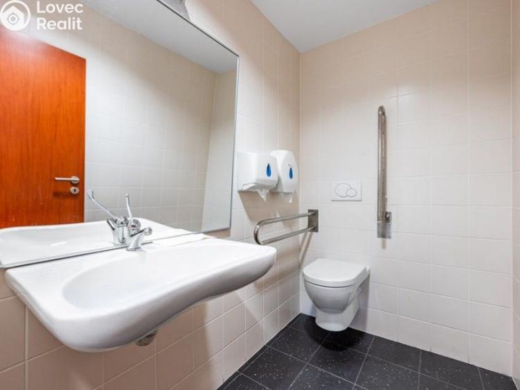 Rent office space Praha, Průmyslová č. 7