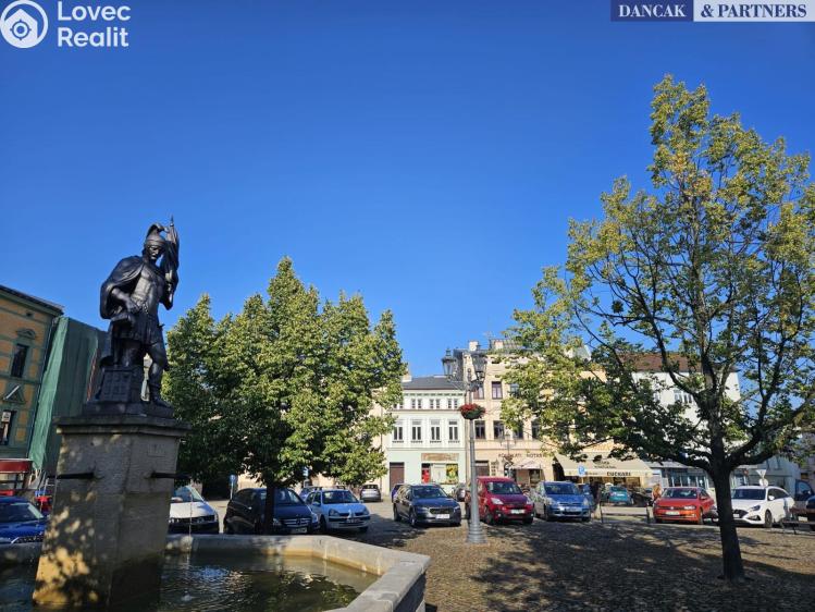 Pronájem kanceláře Frýdek-Místek, Zámecké nám. 25 č. 10