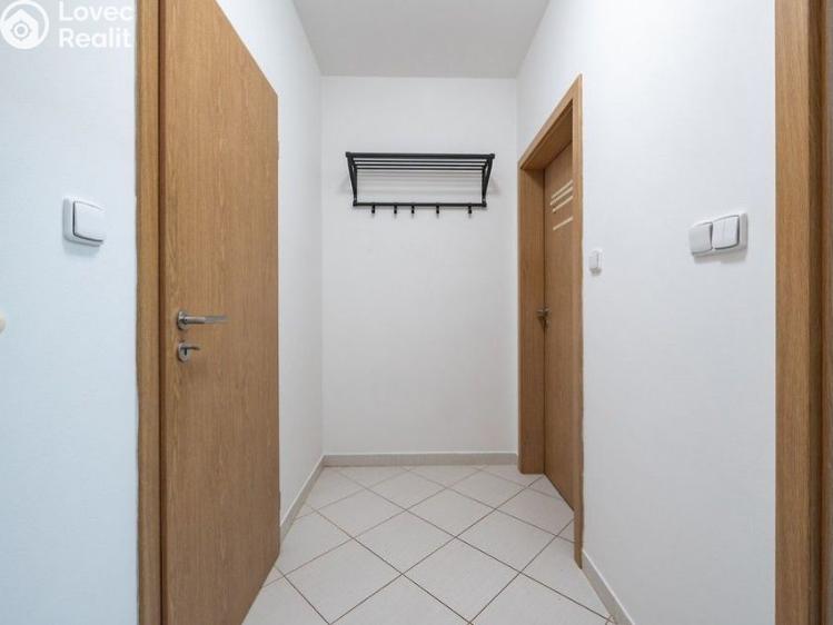 Sale apartment 2+KK Praha, Kryšpínova č. 7