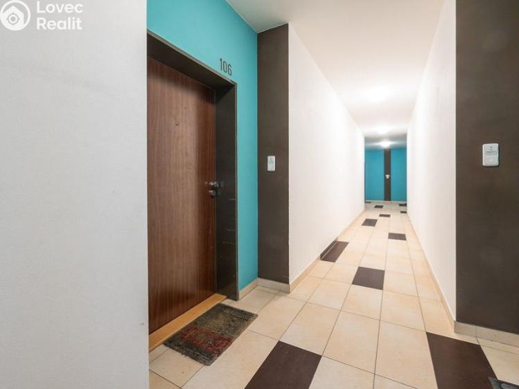 Sale apartment 2+KK Praha, Kryšpínova č. 9