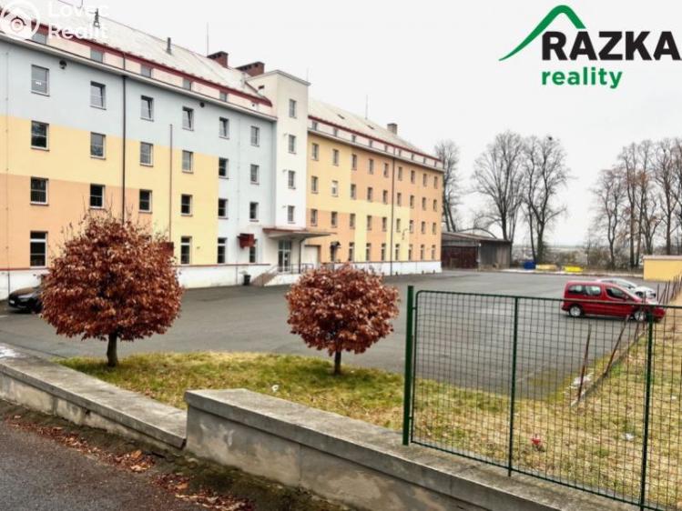 Pronájem skladového prostoru Tachov, Školní č. 13