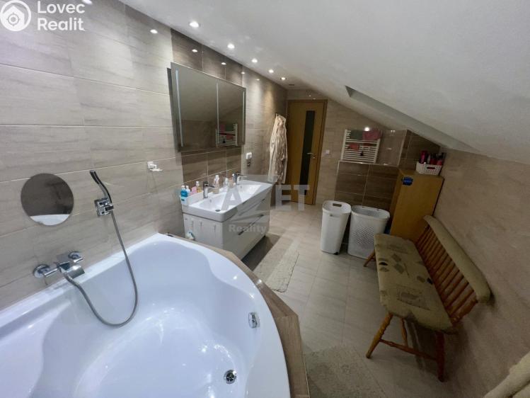 Prodej rodinného domu Frýdek-Místek, Stará Riviera č. 15