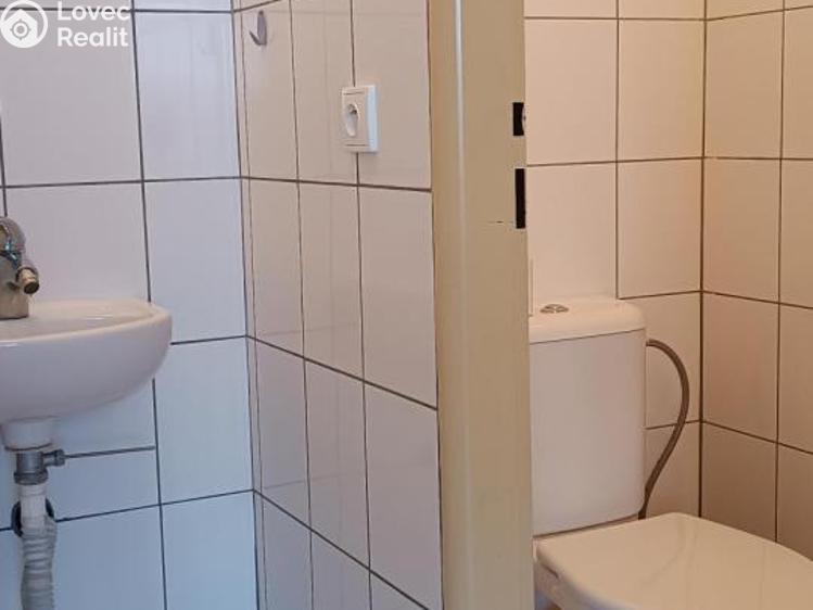 Prodej obchodního prostoru Lanškroun, Lorencova alej č. 15